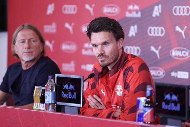 SOCCER - UEFA EL, RBS vs Mjaellby SALZBURG,AUSTRIA,26.AUG.26 - SOCCER - UEFA Europa League, play-off, Red Bull Salzburg vs Mjaellby AIF, preview, press conference, PK, Pressekonferenz RBS. Image shows head coach Danny Roehl (RBS).  GEPAxpictures xMathiasxMandl
