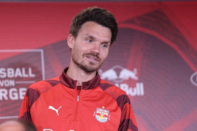 SOCCER - UEFA EL, RBS vs Mjaellby SALZBURG,AUSTRIA,26.AUG.26 - SOCCER - UEFA Europa League, play-off, Red Bull Salzburg vs Mjaellby AIF, preview, press conference, PK, Pressekonferenz RBS. Image shows head coach Danny Roehl (RBS).  GEPAxpictures xMathiasxMandl