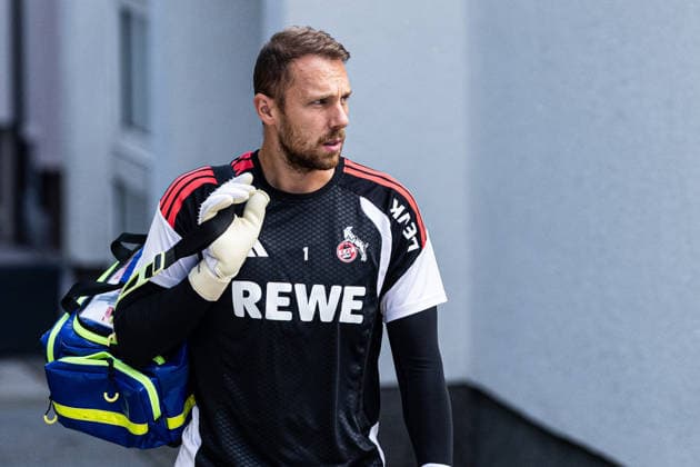 Training, 1.FC Köln, 26.08.2026 Marvin Schwäbe (1. FC Köln, 1) Training, 1.FC Köln, 26.08.2026 DFL regulations prohibit any use of photographs as image sequences and or quasi video. *** Training, 1. FC Köln, August 26, 2026 Marvin Schwäbe 1. FC Köln, 1 Training, 1. FC Köln, August 26, 2026 DFL regulations prohibit any use of photographs as image sequences and or quasi-video Copyright: xBEAUTIFULxSPORTS Buriakovx