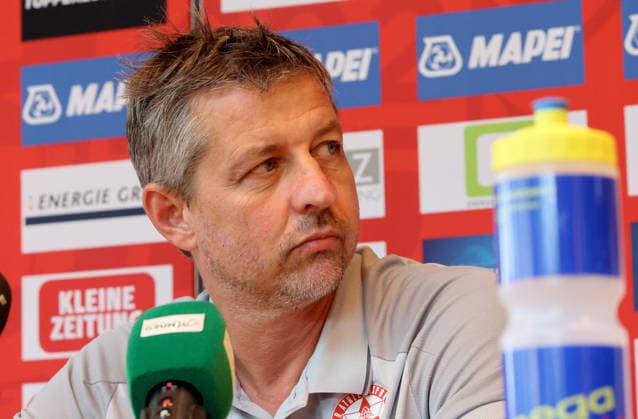 SOCCER - BL, GAK, press conference, PK, Pressekonferenz GRAZ,AUSTRIA,26.AUG.26 - SOCCER - ADMIRAL Bundesliga, Grazer AK 1902, press conference. Image shows head coach Gerald Scheiblehner (GAK) .  GEPAxpictures xHansxOberlaender