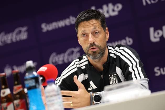 Anderlecht s head coach Vitor Bruno pictured during a press conference, PK, Pressekonferenz of Belgian soccer team RSC Anderlecht, Wednesday 26 August 2026 in Brussels, in preparations of the return leg of the play-off round for the UEFA Europa League phase, against Kazakh Kairat Almaty. VIRGINIExLEFOUR  x0864902391stx