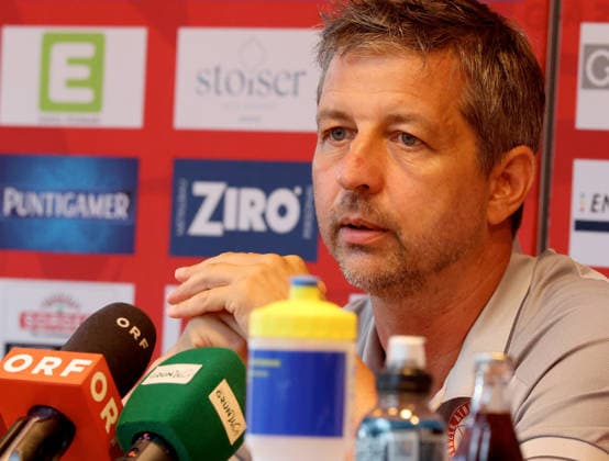 SOCCER - BL, GAK, press conference, PK, Pressekonferenz GRAZ,AUSTRIA,26.AUG.26 - SOCCER - ADMIRAL Bundesliga, Grazer AK 1902, press conference. Image shows head coach Gerald Scheiblehner (GAK) .  GEPAxpictures xHansxOberlaender