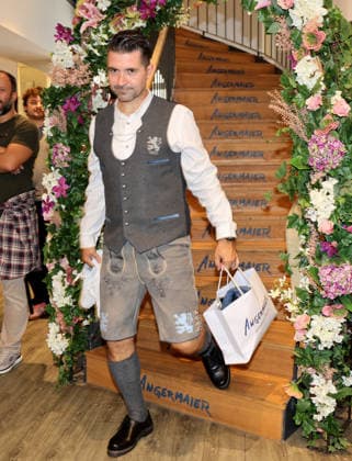 Soccer, Men s, Oktoberfest Attire, 2026–2027 Season, TSV 1860 Munich, Traditional Attire by Angermaier Alper Kayabunar, TSV 1860 Munich Coach in Traditional Attire, Lederhosen