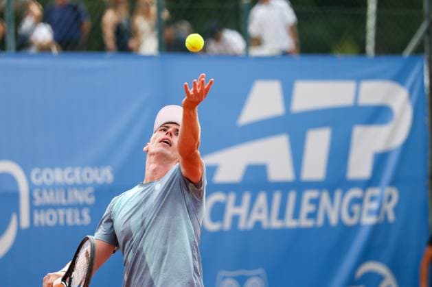 Pictured: Kai Wehnelt (GER) and Facundo Mena (ARG) vs. Kai Wehnelt (GER), ATP Challenger Schwaben Open, Men s Singles, Tennis, Round of 16, August 26, 2026, Augsburg, Bavaria, Germany Copyright: xkolbert-press ChristianxKolbertx