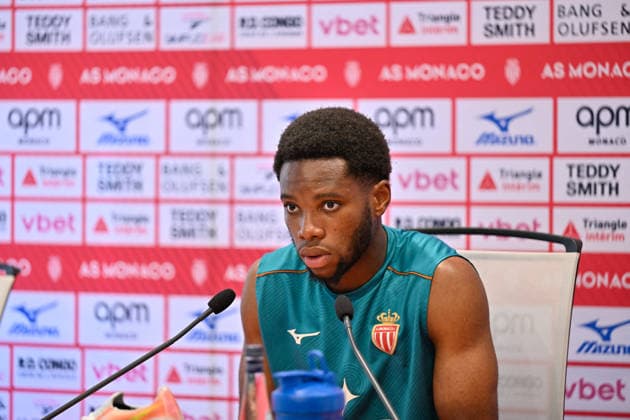 press conference, PK, Pressekonferenz AS Monaco - Monaco Stanis Idumbo attends a press conference of AS Monaco Football Club before the Europa League Conference match against Polish team Gornik Zabrze taken place in Stade Louis II on August 27, in AS Monaco training center in La Turbie, France on August 26, 2026. Photo by Laurent Coust ABACAPRESS.COM LA TURBIE Monaco  Copyright: xCoustxLaurent ABACAx