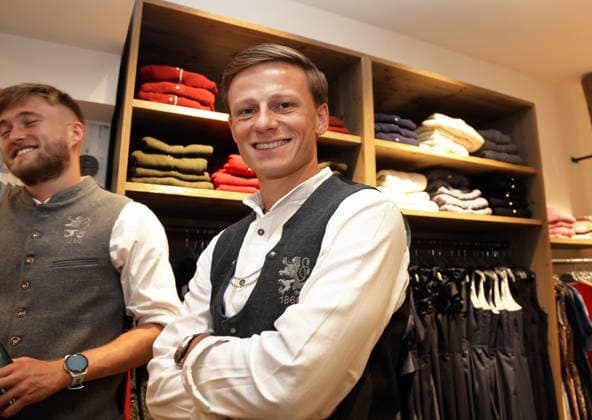 Soccer, Men s, Oktoberfest Attire, 2026–2027 Season, TSV 1860 Munich, Traditional Costumes by Angermaier, Moritz Seiffert, TSV 1860 Munich in Traditional Costume, Lederhosen