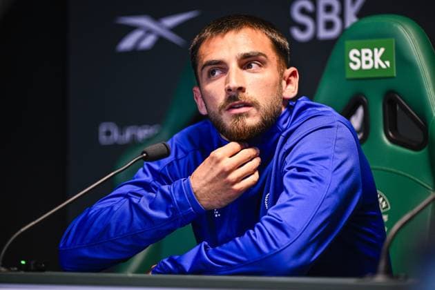 Gent s Matties Volckaert pictured during a press conference, PK, Pressekonferenz of Belgian soccer team KAA Gent, Wednesday 26 August 2026 in Edinburgh, in preparations of the return leg of the play-off round for the UEFA Conference League league phase, against Scottish team Hibernian FC. TOMxGOYVAERT  x184421955x
