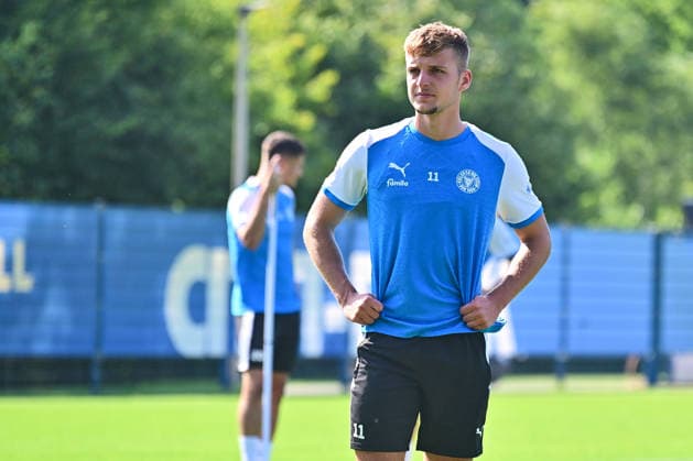 26.08.2026, Fußball, Herren, 2.BL, Saison 2026 2027, Training Holstein Kiel Neuzugang Gyan de Regt Kiel, Projensdorf Projensdorf, Trainigsplatz Schleswig-Holstein Deutschland *** August 26, 2026, Soccer, Men s, 2nd Division, 2026–2027 Season, Holstein Kiel Training: New Signing Gyan de Regt, Kiel, Projensdorf, Projensdorf, Training Field, Schleswig-Holstein, Germany