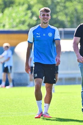 26.08.2026, Fußball, Herren, 2.BL, Saison 2026 2027, Training Holstein Kiel Neuzugang Gyan de Regt Kiel, Projensdorf Projensdorf, Trainigsplatz Schleswig-Holstein Deutschland *** August 26, 2026, Soccer, Men s, 2nd Division, 2026–2027 Season, Practice: Holstein Kiel s New Signing Gyan de Regt in Kiel, Projensdorf, Projensdorf, Practice Field, Schleswig-Holstein, Germany