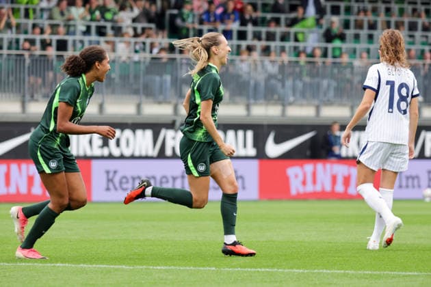 August 26, 2026, xgrfx, Soccer, UEFA WCL Qualifying Round 3, VfL Wolfsburg vs. Inter Milan, Goal, Lara Prasnikar scores to make it 1-0 for VfL Wolfsburg, Wolfsburg