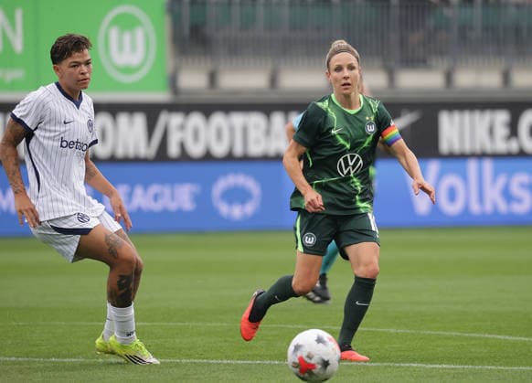 Samantha van Diemen, Inter Milan; Svenja Huth, VfL Wolfsburg; Soccer, Women s, 2026–2027 Season; Women s Champions League Qualifying Round 3; VfL Wolfsburg vs. Inter Milan