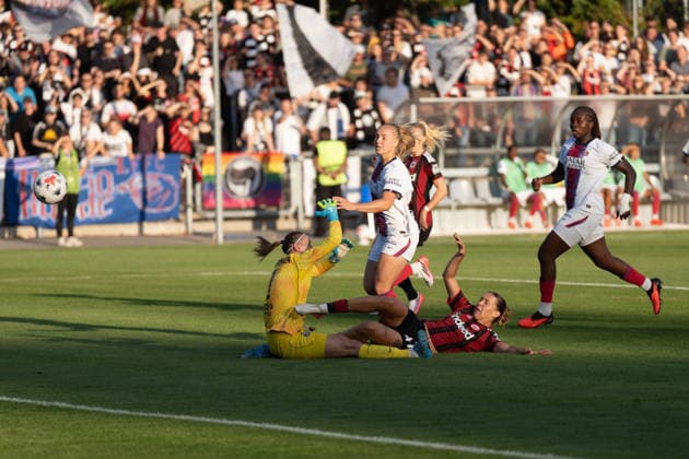 August 26, 2026, xhfmx, Soccer, UEFA Women s Champions League Qualifying Round 3, Eintracht Frankfurt Women vs. Paris Saint-Germain Women, Larissa Mühlhaus (Eintracht Frankfurt) scores the 1-0 goal against Paris, Goal, Cheers, Celebration, Frankfurt