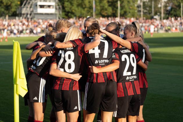 August 26, 2026, xhfmx, Soccer, UEFA Women s Champions League Qualifying Round 3, Eintracht Frankfurt Women vs. Paris Saint-Germain Women. The Eintracht women celebrate their 1-0 goal against Paris. Goal, Cheers, Celebration, Frankfurt