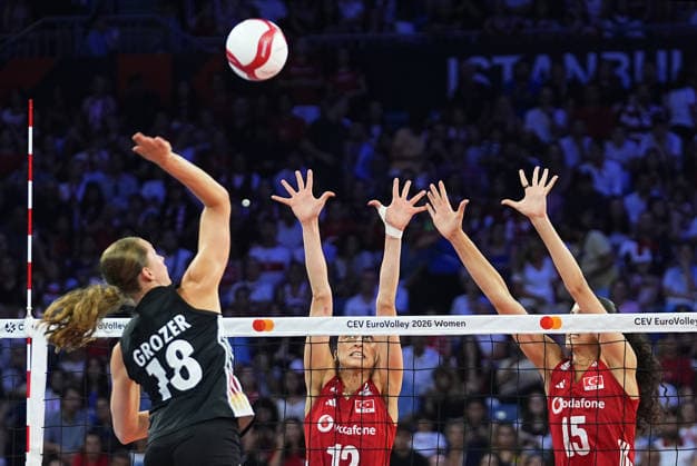 Sports Pictures of the Day