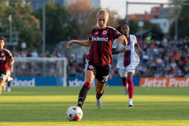 August 26, 2026, xhfmx, Soccer, UEFA Women s Champions League Qualifying Round 3, Eintracht Frankfurt Women vs. Paris Saint-Germain Women, Rebecka Blomqvist (Eintracht Frankfurt), 28 (Frankfurt)