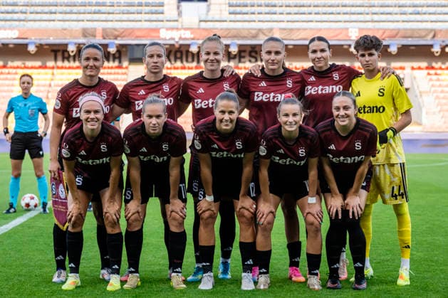 AC Sparta Praha team during the UEFA Women s Champions League, third qualifying round, opening match: AC Sparta Praha vs Servette FC Geneva, in Prague, Czech Republic, on August 26, 202 (CTKxPhoto VitxSimanek) CTKPhotoP2026082606750  CTKPhotoP2026082606750