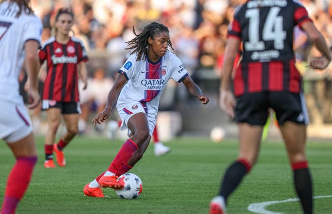 GER, Frankfurt, Eintracht Frankfurt vs. Paris Saint-Germain, UEFA Women s Champions League, Soccer, UEFA, 2026–2027 Season, Stadion am Brentanobad, 3rd Qualifying Round, First Leg in the Photo: Joe Echegini, Paris Saint-Germain Women. 6 DFB DFL regulations prohibit any use of photographs as image sequences and or quasi-video. August 26, 2026 Copyright: HMBxMedia HendrikxHamelau