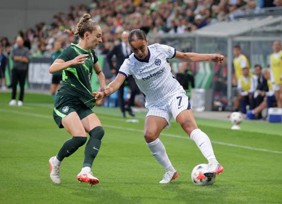 Sophia Kleinherne (VfL Wolfsburg) faces off against Haley Bugeja (Inter Milan) — Women s Soccer, 2026–2027 Season, Women s Champions League Qualifying, Round 3, VfL Wolfsburg vs. Inter Milan, 2–0