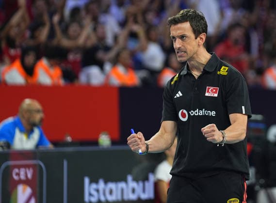 Turkiye v Germany - CEV EuroVolley 2026 ISTANBUL, TURKIYE - AUGUST 26: Head Coach of Turkiye Daniele Santarelli celebrates after winning a set during the CEV EuroVolley 2026 Women Group A match between Turkiye and Germany at Sinan Erdem Dome in Istanbul, Turkiye on August 26, 2026. Esra Bilgin Anadolu Istanbul Turkey. Editorial use only. Please get in touch for any other usage.  Copyright: x2026xAnadoluxEsraxBilginx