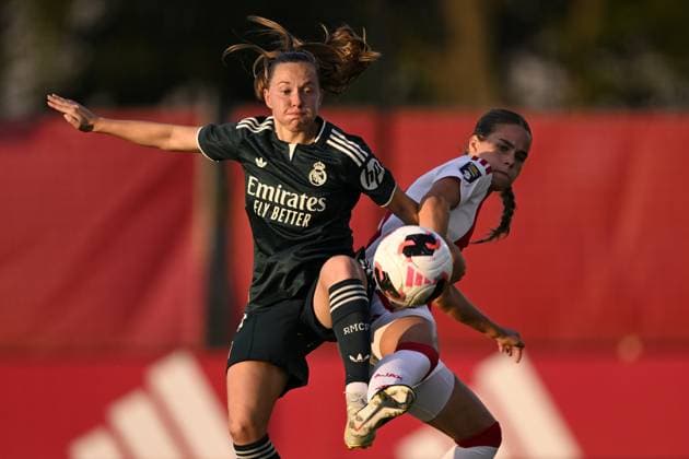 AMSTERDAM - (lr) during the Women s Champions League match, third qualifying round, between Ajax and Real Madrid at De Toekomst on 26 August 2026 in Amsterdam, the Netherlands. ANP UEFA Champions League vrouwen 2026 27 xVIxANPxSportx xGerritxvanxKeulenxIVx 566321302 originalFilename: 566321302.jpg