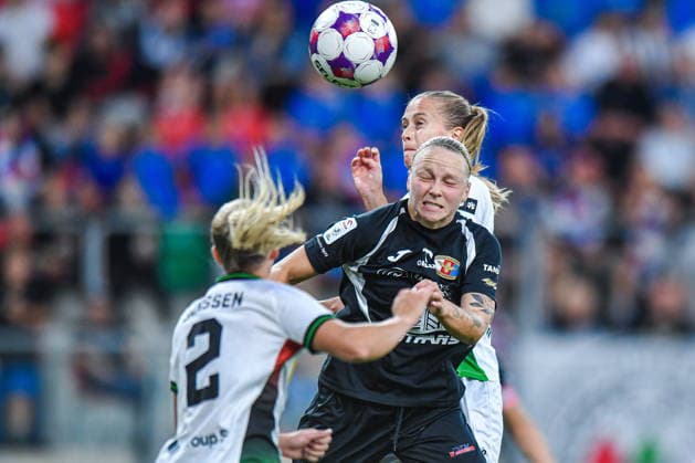 2026.08.26 Sosnowiec Pilka nozna kobiet UEFA Liga Mistrzyn Liga Mistrzow Sezon 2026 2027 Czarni Sosnowiec - Oud-Heverlee Leuven N z Saar Janssen, Klaudia Milek, bramka gol radosc Foto Marcin Bulanda PressFocus 2026.08.26 Sosnowiec Football Women UEFA Champions League Qualifying Round Season 2026 2027 Czarni Sosnowiec - Oud-Heverlee Leuven Saar Janssen, Klaudia Milek, bramka gol radosc Credit: Marcin Bulanda PressFocus NEWSPIX.PL --- newspix.pl 