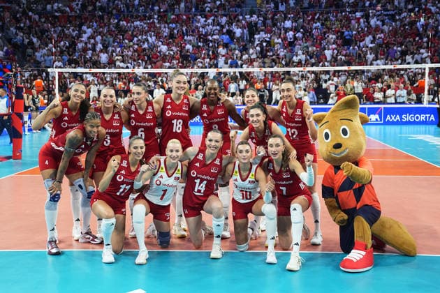 Turkiye v Germany - CEV EuroVolley 2026 ISTANBUL, TURKIYE - AUGUST 26: Players of Turkiye celebrate after winning the CEV EuroVolley 2026 Women Group A match between Turkiye and Germany at Sinan Erdem Dome in Istanbul, Turkiye on August 26, 2026. Esra Bilgin Anadolu Istanbul Turkey. Editorial use only. Please get in touch for any other usage.  Copyright: x2026xAnadoluxEsraxBilginx