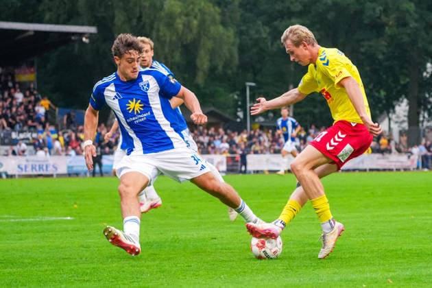 Marcel Raßmann, Marcel Rassmann, SV Atlas Delmenhorst, 11, Ole Kühling, BSV Kickers Emden, 34, German Soccer, Regionalliga Nord, 2026–27 Season, Matchday 5, August 26, 2026, SV Atlas Delmenhorst vs. BSV Kickers Emden, Stadium on Düsternortstraße, Delmenhorst, Lower Saxony Copyright: xLeonxFrickx