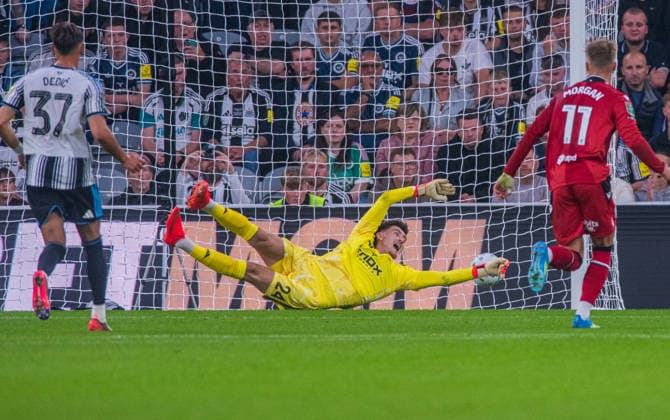 Newcastle United vs West Brom, EFL Cup, Football, St James Park, Newcastle, UK - 26 Aug 2026 Isaac Price of West Bromwich Albion scores a free kick Newcastle St James Park Tyne and Wear UK, UK NEWSPAPERS OUT Copyright: xAdamxCookx