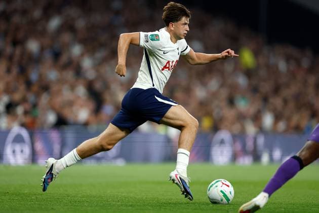 Mikey Moore of Tottenham Hotspur Tottenham Hotspur v Charlton Athletic, EFL Carabao Cup, Second Round, Football, Tottenham Hotspur Stadium, London, UK - 26 Aug 2026London Tottenham Hotspur Stadium United Kingdom EDITORIAL USE ONLY No use with unauthorised audio, video, data, fixture lists, club league logos or live services. Online in-match use limited to 120 images, no video emulation. No use in betting, games or single club league player publications.  Copyright: xMattxImpey Shutterstockx 17115050aj