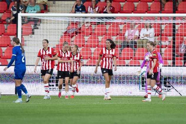EINDHOVEN , 26-08-2026 , de Herdgang Stadium , Champions League women , knockout phase match 1 of 2 , season 2026 2027 , PSV - HB Koge , picture shows diappointment PSV players after the 0-1 PSV - HB Koge (women)  x206069870x Copyright: