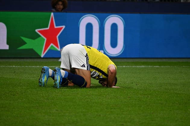 Football : Olympique Lyonnais v Fenerbahce SK - UEFA Champions League, Play-offs - 26 08 2026 VEDAT Muriqi of Fenerbahce SK scoring goal during the UEFA Champions League, Play-offs, second leg football match between Olympique Lyonnais and Fenerbahce SK at Groupama Stadium Decines Charpieu Lyon France on August 26 2026 LYONFrance  Copyright: xMouradxAllilix