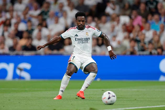 Vinicius Jr. of Real Madrid CF controls the ball during the LaLiga EA Sports match between Real Madrid CF and Real Sociedad de Fútbol at Estadio Santiago Bernabéu on August 26, 2026, in Madrid, Spain. Photo by Manu Reino, DeFodi Images