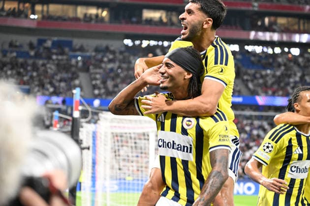 Football : Olympique Lyonnais v Fenerbahce SK - UEFA Champions League, Play-offs - 26 08 2026 ARCHIE Brown of Fenerbahce SK scoring goal during the UEFA Champions League, Play-offs, second leg football match between Olympique Lyonnais and Fenerbahce SK at Groupama Stadium Decines Charpieu Lyon France on August 26 2026 LYONFrance  Copyright: xMouradxAllilix
