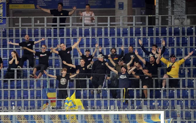 SOCCER - WCL, St.Poelten vs Juventus SANKT POELTEN,AUSTRIA,26.AUG.26 - SOCCER - UEFA Women s Champions League, qualification, SKN Sankt Poelten vs Juventus Turin. Image shows fans of St.Poelten.  GEPAxpictures xWalterxLuger