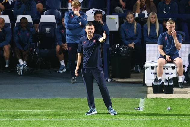 Preston North End manager Paul Heckingbottom Preston North End v Everton, EFL Carabao Cup, Second Round, Football, Deepdale, Preston, UK - 26 Aug 2026Preston Deepdale United Kingdom EDITORIAL USE ONLY No use with unauthorised audio, video, data, fixture lists, club league logos or live services. Online in-match use limited to 120 images, no video emulation. No use in betting, games or single club league player publications.  Copyright: xPhilxOldham Shutterstockx 17115056aq