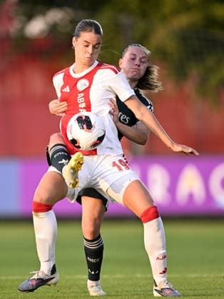 AMSTERDAM - (lr) during the Women s Champions League match, third qualifying round, between Ajax and Real Madrid at De Toekomst on 26 August 2026 in Amsterdam, the Netherlands. ANP UEFA Champions League vrouwen 2026 27 xVIxANPxSportx xGerritxvanxKeulenxIVx 566326144 originalFilename: 566326144.jpg