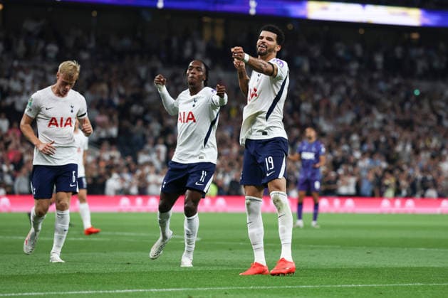 Tottenham Hotspur v Charlton Athletic, Carabao Cup GOAL 2-0 Dominic Solanke of Tottenham Hotspur scores and celebrates during the Tottenham Hotspur v Charlton Athletic Carabao Cup 2nd Round match at the Tottenham Hotspur Stadium, London, England on 26 August 2026 Credit: Ian Stephen Every Second Media Editorial use only. All images are copyright Every Second Media Limited. No images may be reproduced without prior permission. All rights reserved. Premier League and Football League images are subject to licensing agreements with Football DataCo Limited. see https: www.football-dataco.com Copyright: xIMAGO EveryxSecondxMediax ESM-2118-0008 IanxStephenx xEveryxSecondxMediax