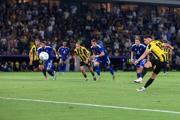 AEK Athens v PFC Levski Sofia UEFA Champions League Razvan Marin of AEK Athens takes a penalty kick and scores the fourth goal during the UEFA Champions League Play-Off Second Leg match at AEK Arena, Athens 26 08 2026 UK Newspapers OUT Copyright: xYannisxHalasx FIL-23829-0063