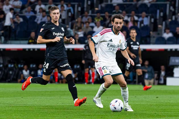 ESP Real Madrid CF vs. Real Sociedad La Liga EA Sports Bernardo Silva of Real Madrid during the La Liga EA Sports match between Real Madrid and Real Sociedad at Estadio Santiago Bernabéu on August 26, 2026, in Madrid, Spain Madrid Madrid Spain Soccer Copyright: xAlejandroxMatiasx