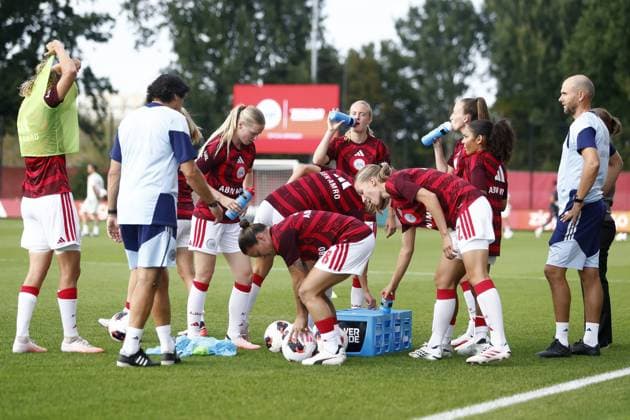 AMSTERDAM , 26-08-2026, Sportcomplex De Toekomst , Champions League Women , football , Third qualifying round 1st leg season 2026 2027 , match between Ajax and Real Madrid (women) , picture shows players of Ajax Ajax - Real Madrid (women)  x206072322x Copyright: