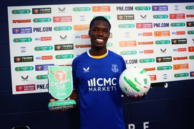 Thierno Barry of Everton with this Carabao Cup Player of the Match Trophy and match ball Preston North End v Everton, EFL Carabao Cup, Second Round, Football, Deepdale, Preston, UK - 26 Aug 2026Preston Deepdale United Kingdom EDITORIAL USE ONLY No use with unauthorised audio, video, data, fixture lists, club league logos or live services. Online in-match use limited to 120 images, no video emulation. No use in betting, games or single club league player publications.  Copyright: xPaulxCurrie Shutterstockx 17115055bv