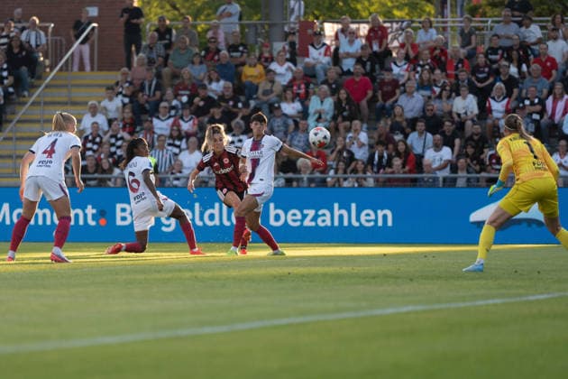 August 26, 2026, xhfmx, Soccer, UEFA Women s Champions League Qualifying Round 3, Eintracht Frankfurt Women vs. Paris Saint-Germain Women, Ereleta Memeti (Eintracht Frankfurt), 7 shots on goal by Katarzyna Kiedrzynek (Paris Saint-Germain), 1 (Frankfurt)