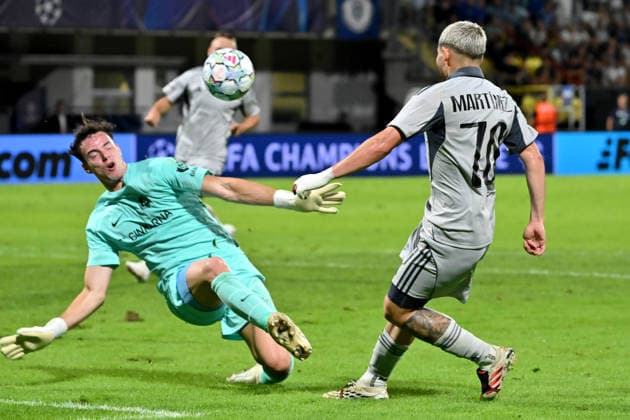 CELJE; SLOVENIA , AUGUST 26: Cristian Martinez of Slovan Bratislava (R) in action and score in extra time against Zan-Luk Leban of Celje (L) during the UEFA Champions League Play-offs 2nd leg match between Celje (Slovenia) and Slovan Bratislava (Slovakia) at Stadion Celje, Celje on August 26, 2026 in Celje, Slovenia. (Photo by Igor Kupljenik Sports Press Photo). Copyright: xIgorxKupljenikx xSPPx Sportspressphoto_SPR216505