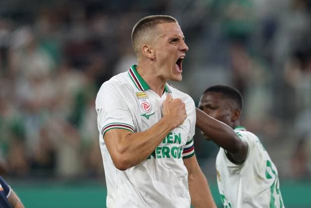 26.August.2026 - SOCCER - 2026 27 UEFA Conference League Play-offs, 2nd Leg, SK Rapid Wien vs Heart of Midlothian FC Nenad Cvetkovic (Rapid Wien) celebrates his team s second goal VIENNA VIENNA, AUSTRIA Allianz Stadion SK Rapid Wien Allianz Stadion AUSTRIA Copyright: xYigitxOermex xPsxImagesxYigitxOermex xPsxImagesx