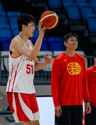 Qatar V China- FIBA Basketball World Cup 2027 Qualifiers Hansen Yang of Team China attends a training session ahead of the FIBA Basketball World Cup 2027 Asian Qualifiers match against Qatar on August 26, 2026, in Al Wakrah, Qatar. The match is part of the fourth window of the Asian Qualifiers for the FIBA Basketball World Cup 2027. Qatar and China are in Group F. DOHA Qatar Copyright: xNOUSHADx