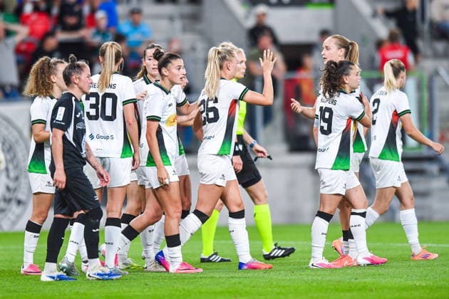 2026.08.26 Sosnowiec Pilka nozna kobiet UEFA Liga Mistrzyn Liga Mistrzow Sezon 2026 2027 Czarni Sosnowiec - Oud-Heverlee Leuven N z Julie Biesmans, Isa Dekker, Alice Bosteels, Jeslynn Kuijpers, radosc, radosc po golu, radosc po bramce Foto Marcin Bulanda PressFocus 2026.08.26 Sosnowiec Football Women UEFA Champions League Qualifying Round Season 2026 2027 Czarni Sosnowiec - Oud-Heverlee Leuven Julie Biesmans, Isa Dekker, Alice Bosteels, Jeslynn Kuijpers, radosc, radosc po golu, radosc po bramce Credit: Marcin Bulanda PressFocus NEWSPIX.PL --- newspix.pl 