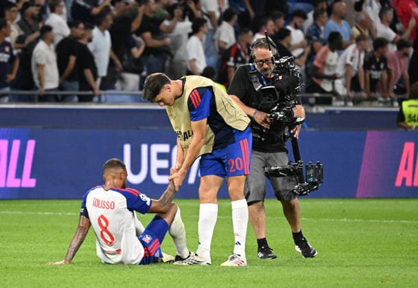 Football : Olympique Lyonnais v Fenerbahce SK - UEFA Champions League, Play-offs - 26 08 2026 Corentin Tolisso on the ground after his team s defeat. the UEFA Champions League, Play-offs, second leg football match between Olympique Lyonnais and Fenerbahce SK at Groupama Stadium Decines Charpieu Lyon France on August 26 2026 LYONFrance  Copyright: xMouradxAllilix