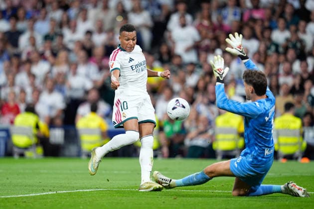 August 26, 2026, Madrid, Madrid, Spain: Kylian Mbappe of Real Madrid CF shoots to score his team s fourth goal during the Spanish League, LaLiga EA Sports, football match played between Real Madrid and Real Sociedad at Bernabeu stadium on August 26, 2026, in Madrid, Spain. Real Madrid V Real Sociedad - LaLiga EA Sports  - ZUMAa181 20260826_zaa_a181_259 Copyright: xDennisxAgyemanx