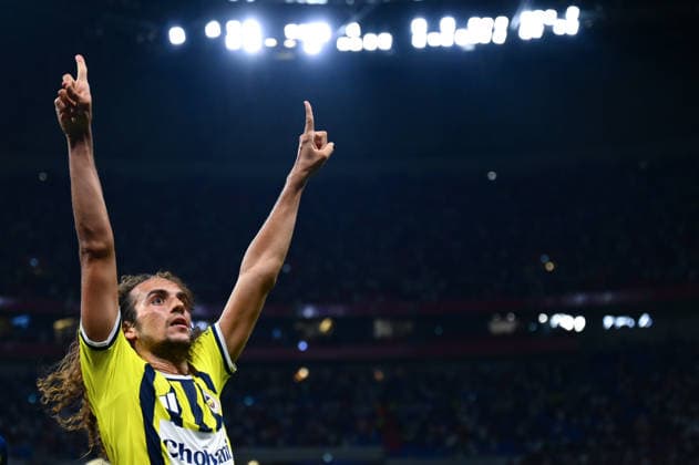 Olympique Lyon v Fenerbahce - UEFA Champions League LYON, FRANCE - AUGUST 26: Matteo Guendouzi of Fenerbahce celebrates at the end of the UEFA Champions League playoff round second-leg match between Olympique Lyon and Fenerbahce at Groupama Stadium in Lyon, France on August 26, 2026. Arif Hudaverdi Yaman Anadolu Lyon France. Editorial use only. Please get in touch for any other usage.  Copyright: x2026xAnadoluxArifxHudaverdixYamanx