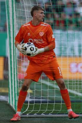 26.August.2026 - SOCCER - 2026 27 UEFA Conference League Play-offs, 2nd Leg, SK Rapid Wien vs Heart of Midlothian FC Beau Reus (Hearts) is in action VIENNA VIENNA, AUSTRIA Allianz Stadion SK Rapid Wien Allianz Stadion AUSTRIA Copyright: xYigitxOermex xPsxImagesxYigitxOermex xPsxImagesx